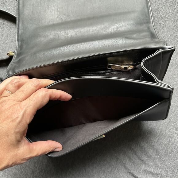 Badgley Mischka Studded Quilted Crossbody Bag/Handbag Size 9" x 7" Vegan - Picture 9 of 11